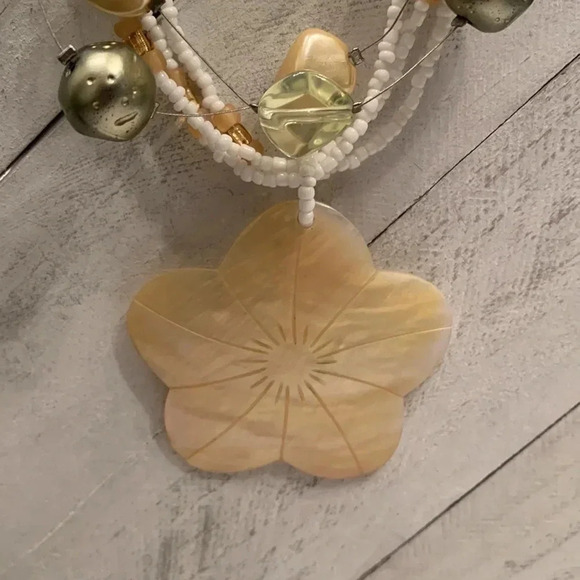2/$30 Seashell Bead  Necklace & Earrings - Picture 3 of 5